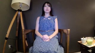 高颜值萌妹子浴室淋浴全裸诱惑 床上自摸奶子逼逼聊天毛毛比较浓密 很是诱惑喜欢不要错过